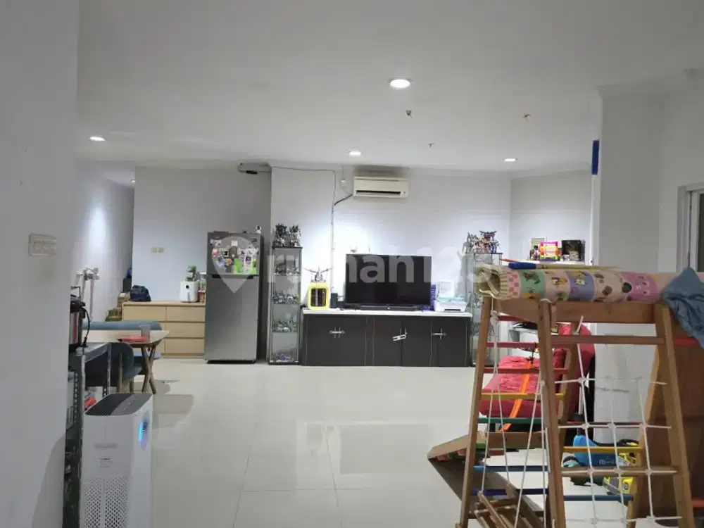 Rumah 1.5 Lantai SHM Peruntukan Komersil di BSD Sektor 12