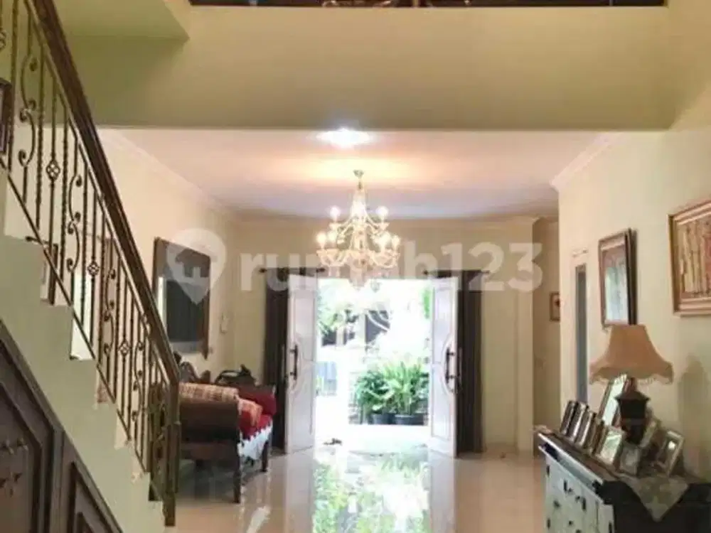 Rumah Unfurnished 4 Kamar di Komplek Lemigas Kebayoran Lama