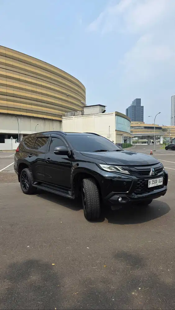 Mitsubishi Pajero Sport Dakkar Ultimate 4x2 2017 Black Rawatan Pribadi