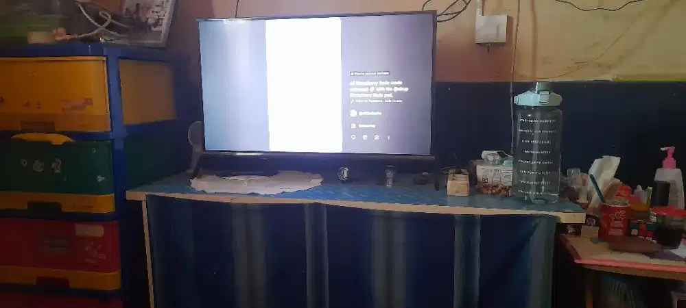 Di jual TV polytron 32 inch