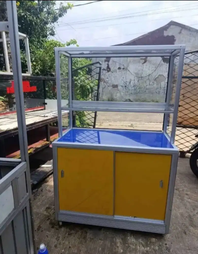 Jual Etalase grobak second, Lok Pondok cabe udik, pamulang, Tangsel