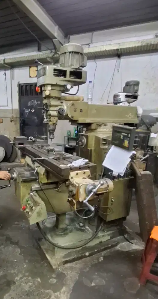 DICARI OPERATOR MESIN MILLING
