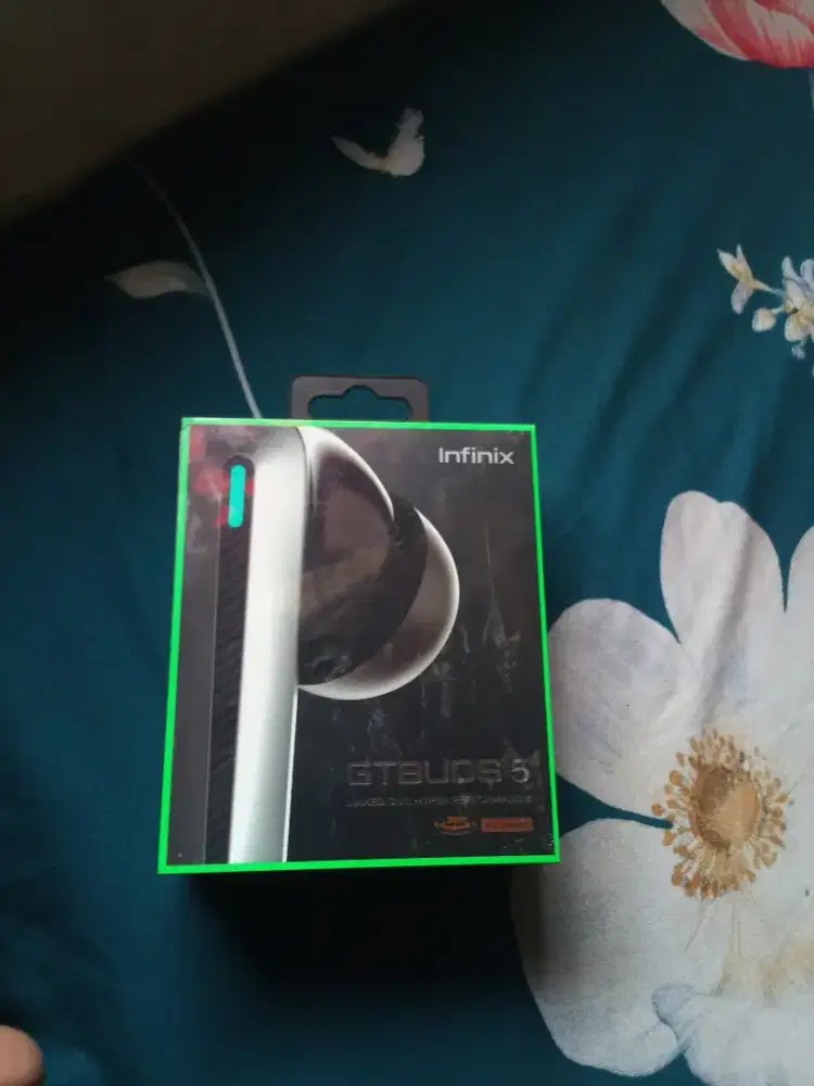 Headset bluetooth INFINIX SERI GT BUDS 5