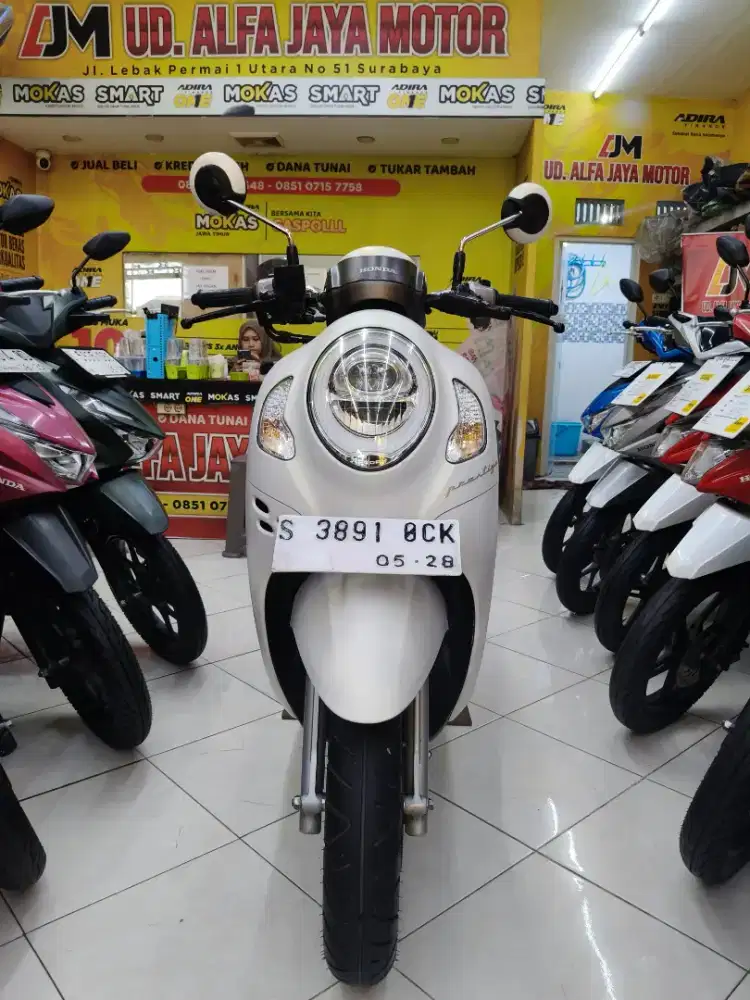 Honda Scoopy prestige tahun 2023