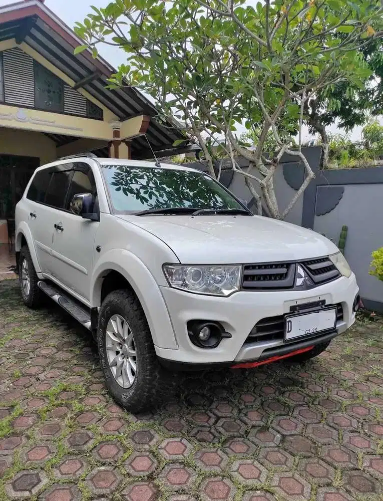 Mulus Low Km ! Mitsubishi Pajero Sport Exceed 2.5 Automatic Putih 2013