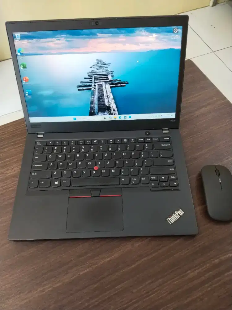 Lenovo thinkpad T480s mulus slim Jual cepat