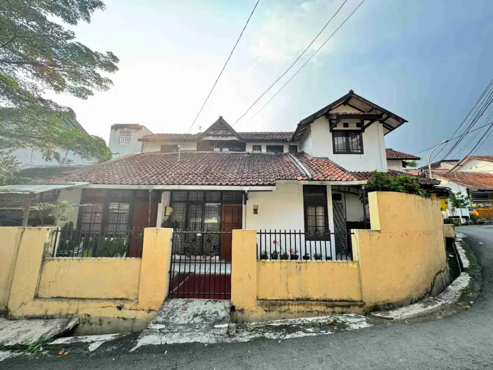 dijual cepat rumah hitung tanah di komplek villa asri kota bandung jarang ada sudah masuk harga pasar