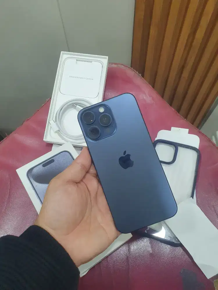 Iphone 15 Promax 256gb bh88% mulus fullsheet ex resmi ibox minus lcd