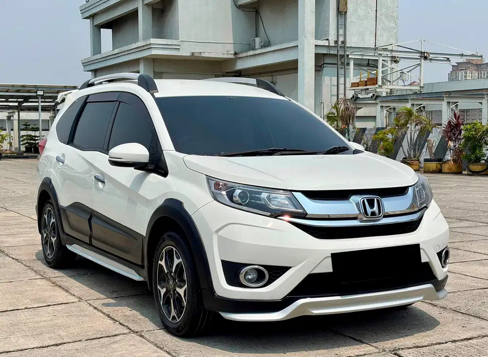 [LOW KM] HONDA BRV PRESTIGE CVT 2018 PUTIH ISTIMEWA TT 2017 E AT