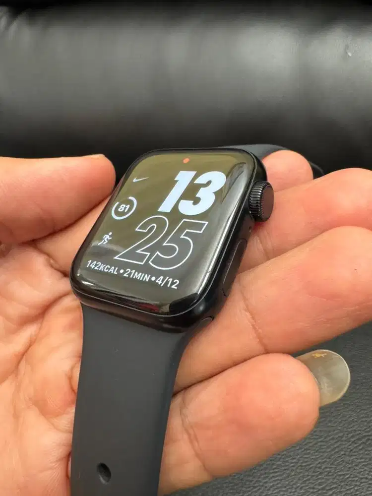 Apple watch SE (GEN 2)