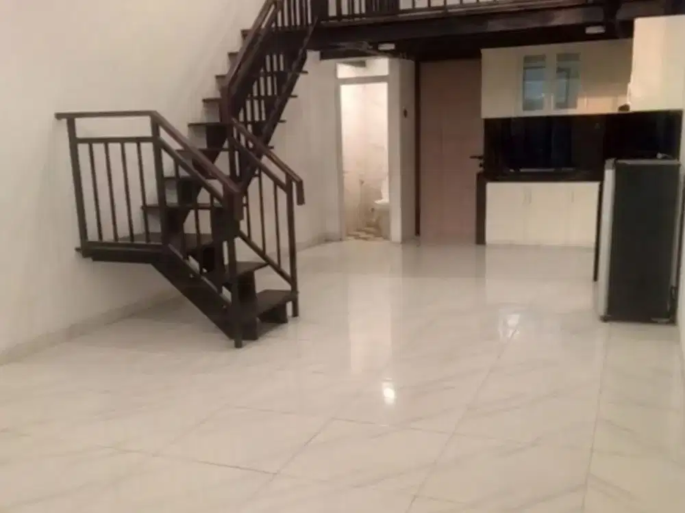 Di Jual Rumah di Jalan Pepaya 2C