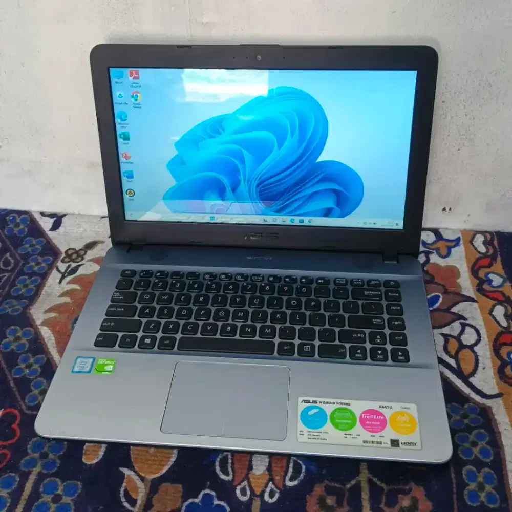 Asus X441u slim Nvidia core.i3 gen6 Ram4GB/ssd128GB Gaming bogor