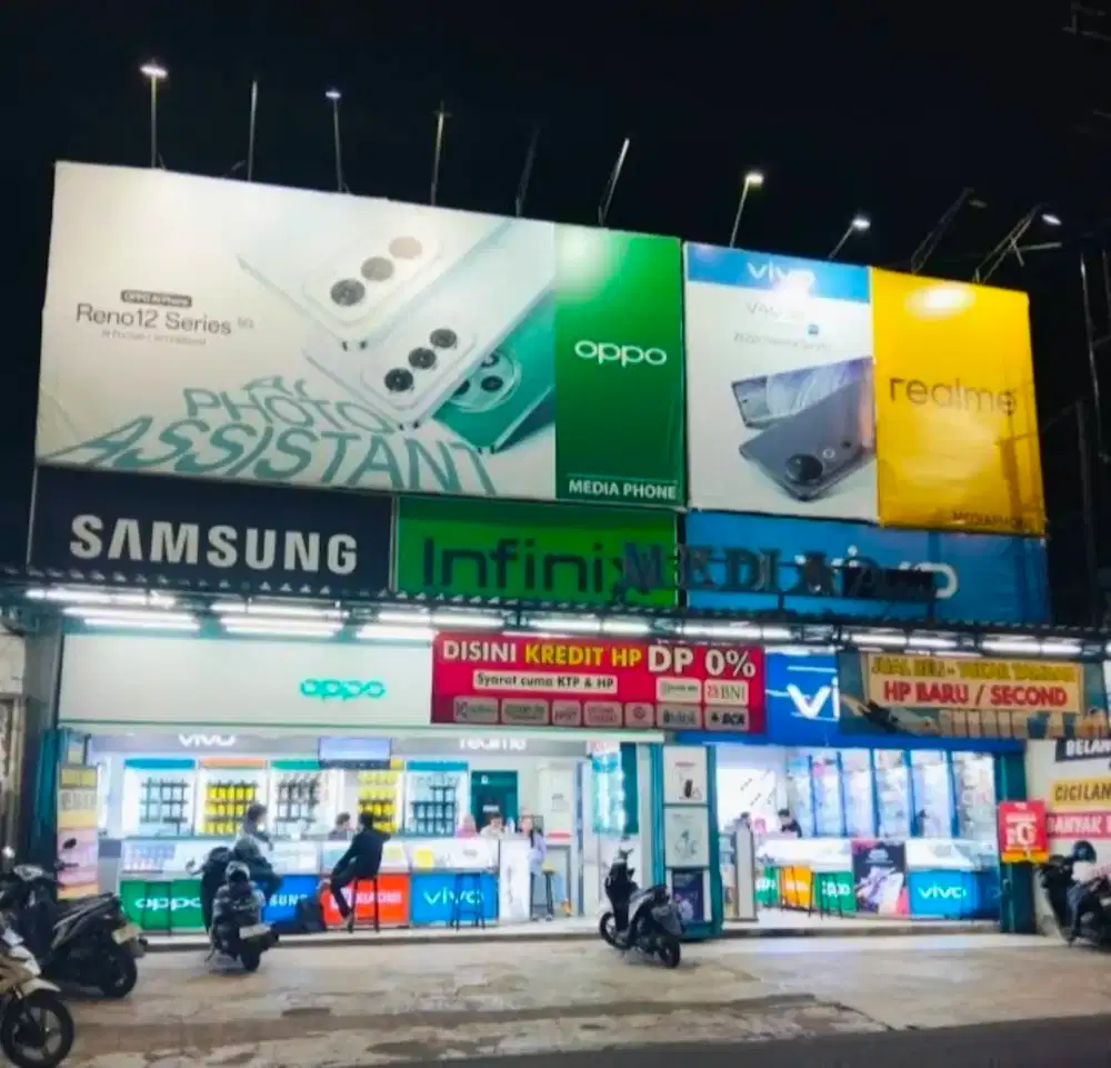 DIBUTUHKAN KARYAWATI TOKO HP