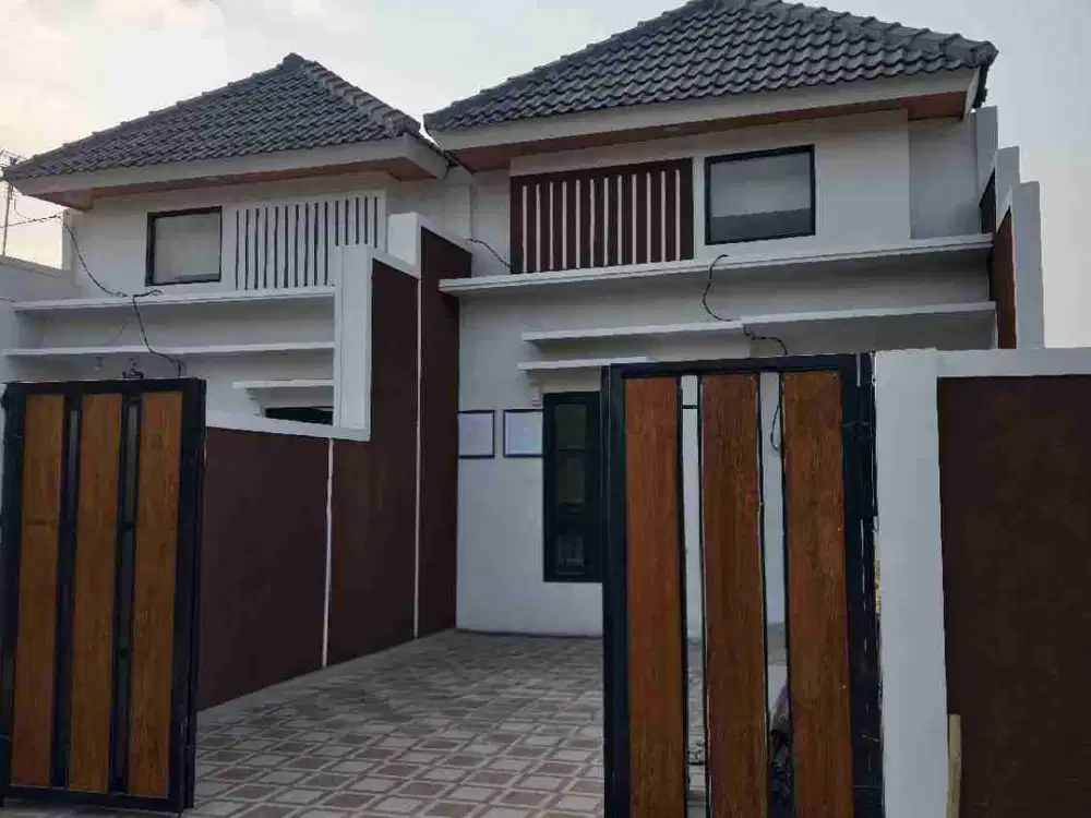Rumah SHM 3KT 2 carport Medokan sawah Timur