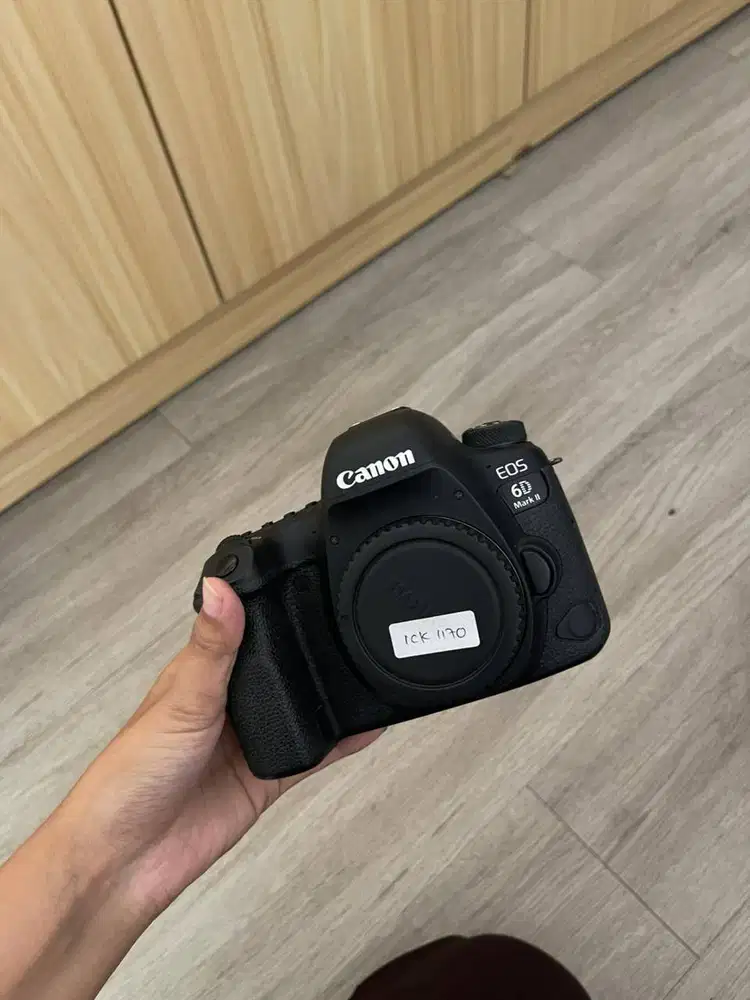 KAMERA CANON 6D MARK II BODY ONLY
