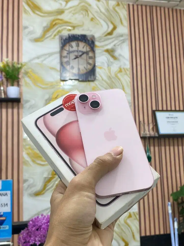 IPHONE 15 128 GB SECOND PINK