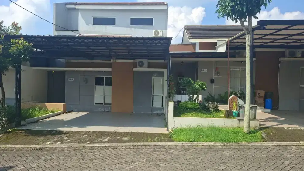 Dikontrakan Rumah 2 Lantai di Bsb Village