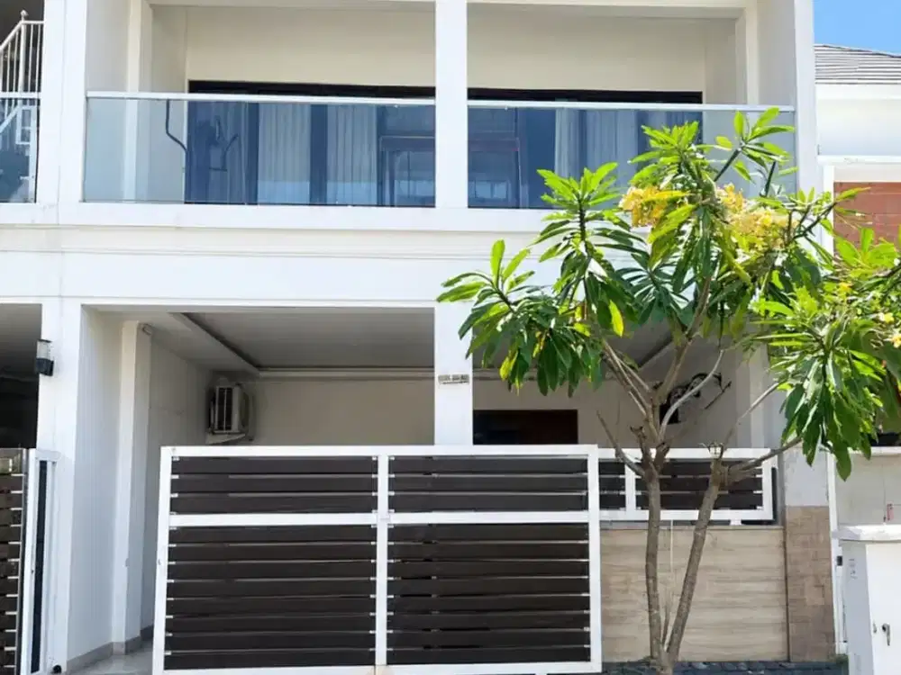 Dijual Rumah Dua Lantai Siap Huni di Taman Boston Puri Surya Jaya Gedangan Sidoarjo
