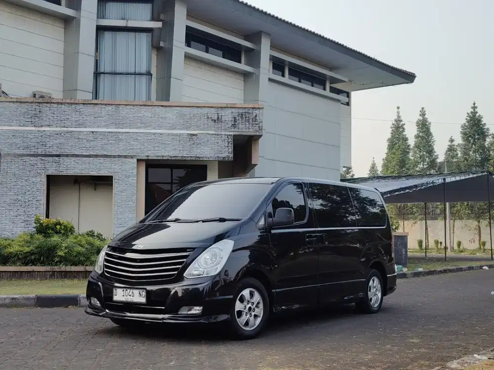 Hyundai H1 XG 2010 Bensin Matic Hitam Km95rb Campervan Murah