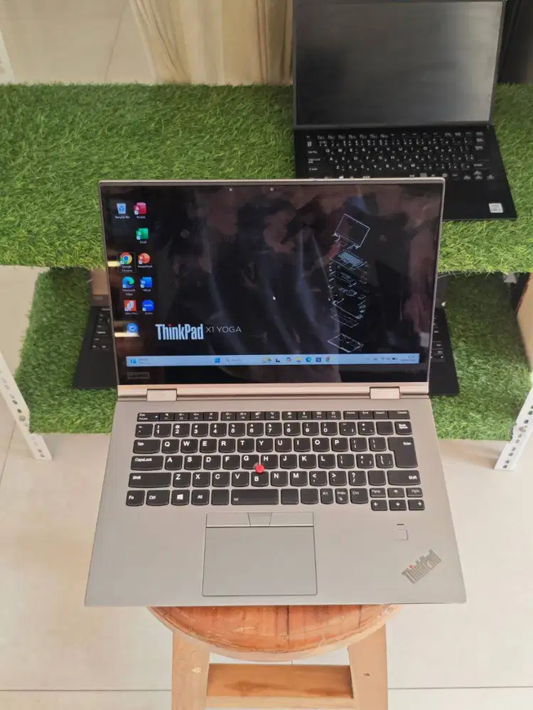 LENOVO THINKPAD X1 YOGA 3rd Gen Core i5 RAM 8GB SSD 256GB Touchscreen