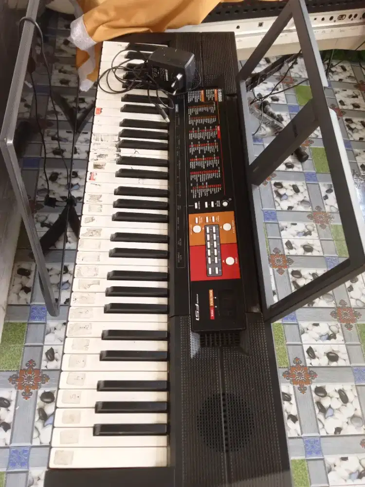 Keyboard piano psr f51