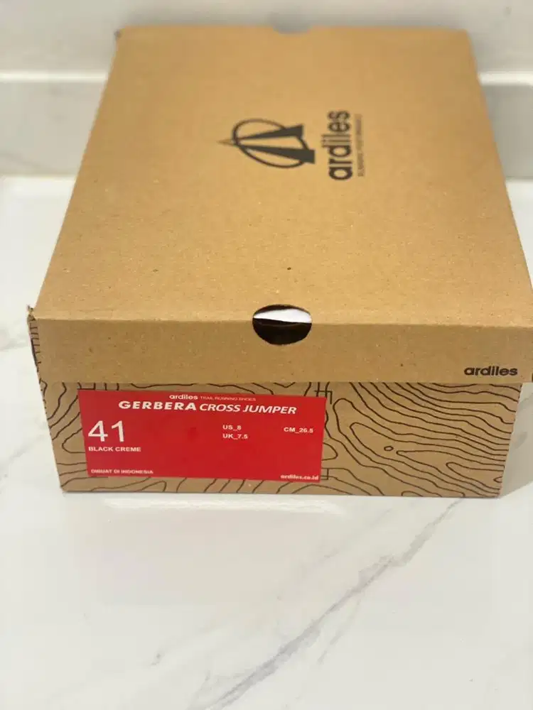 Jual sepatu lari