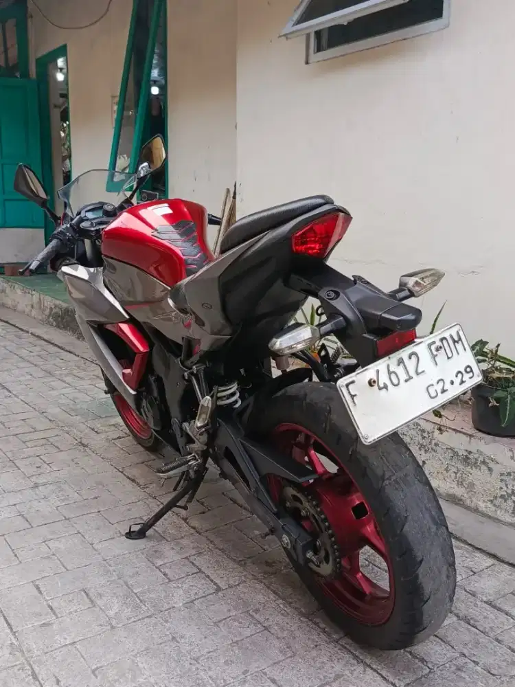 KAWASAKI NINJA 250 TAHUN 2018 MURAHBISA TT