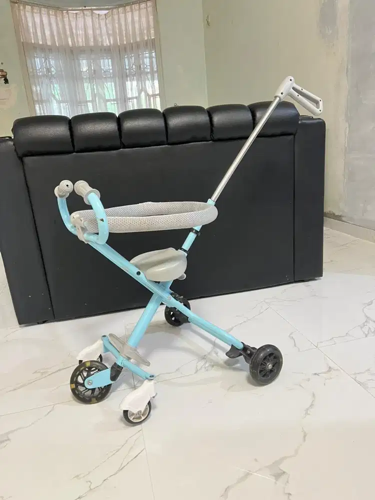 Preloved sepdea dorong bayi, stroller