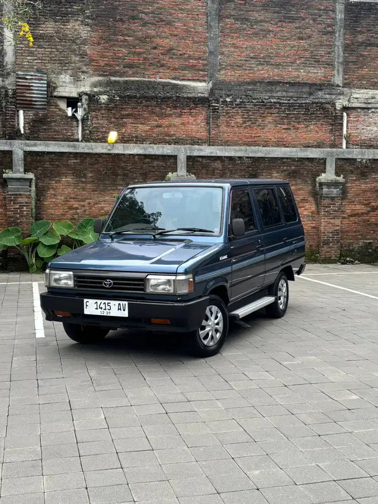 TOYOTA KIJANG SUPER 94 SSX G