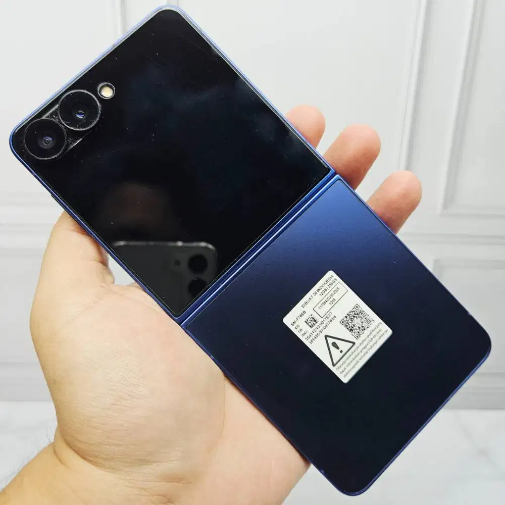 Samsung Galaxy Z Flip 7 12/256GB Navy SEIN Resmi Fullset Minus