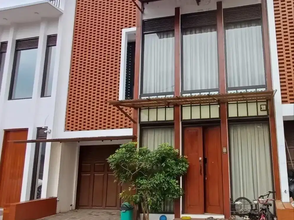 RUMAH DALAM CLUSTER DI CIGADUNG DEKAT SEKOLAH ALFARIZI