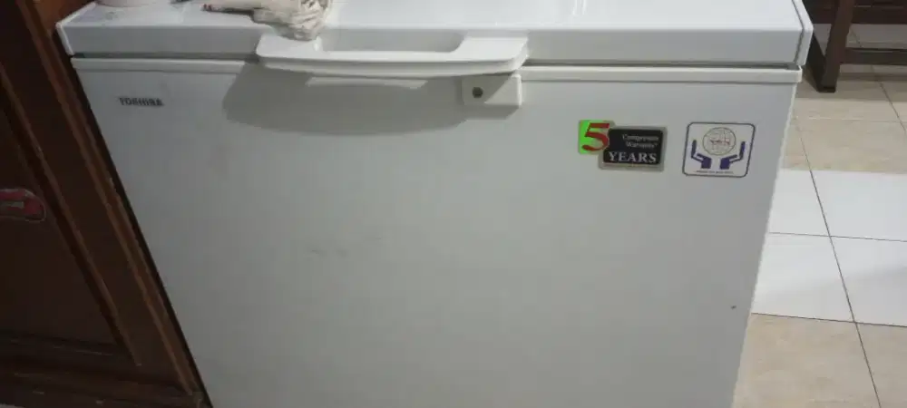 Di jual Freezer Toshiba 198 Liter