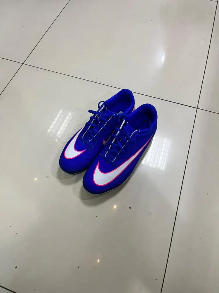 Sepatu Bola Nike Vapor 16 Club