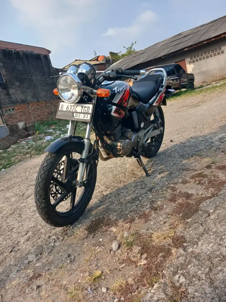 jual tiger 2000 th 2006 lengkap full ori