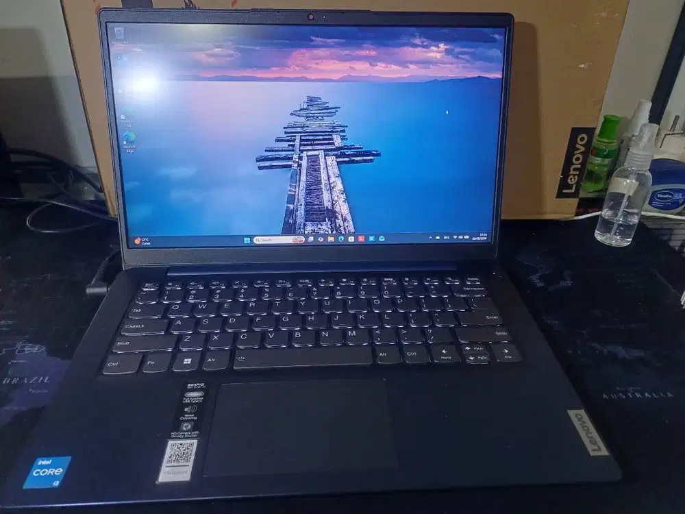 SEPERTI BARU LENOVO IDEAPAD SLIM 3i