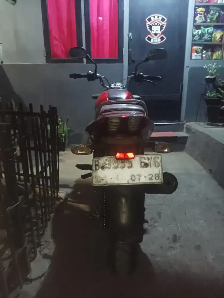 pulsar bajaj 180