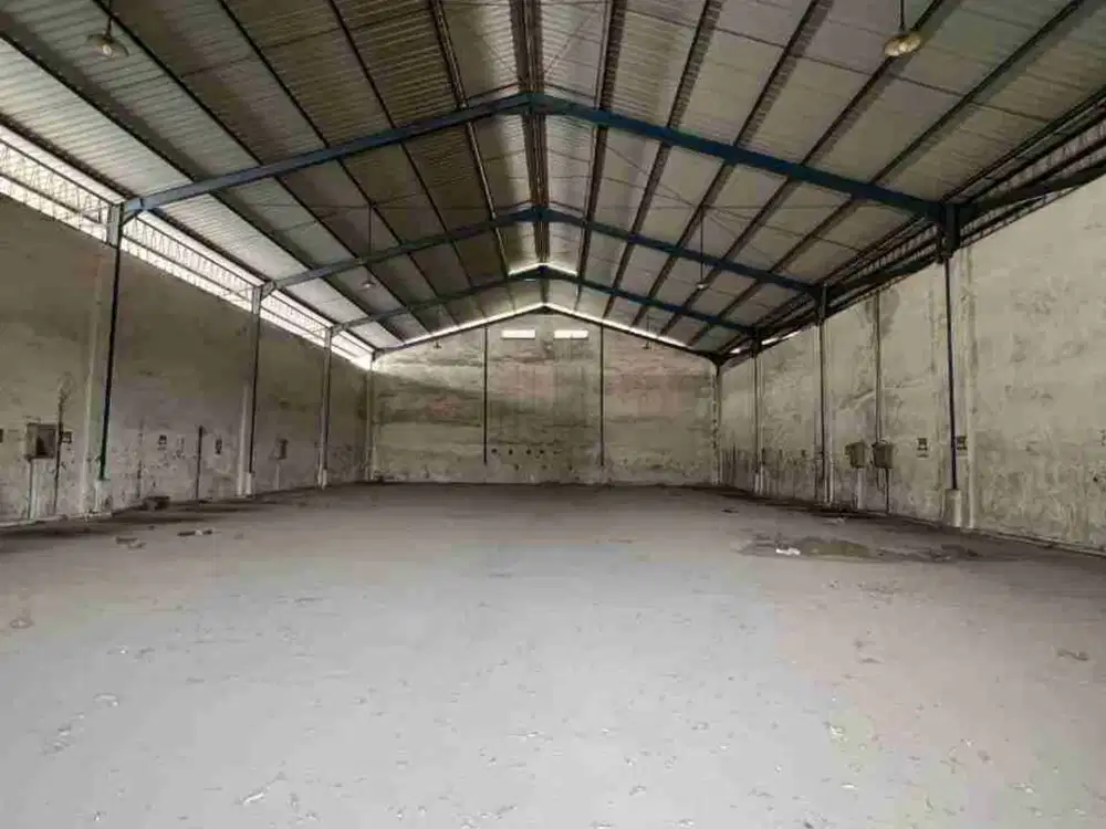 Dijual Murah Gudang Strategis di By Pass Krian