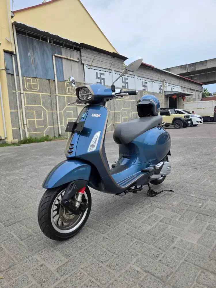 Piaggio Vespa Sprint 10th Anniversary 2021
