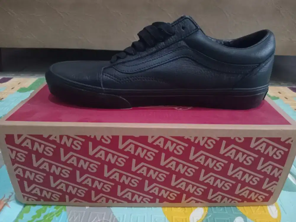 Vans original size 43