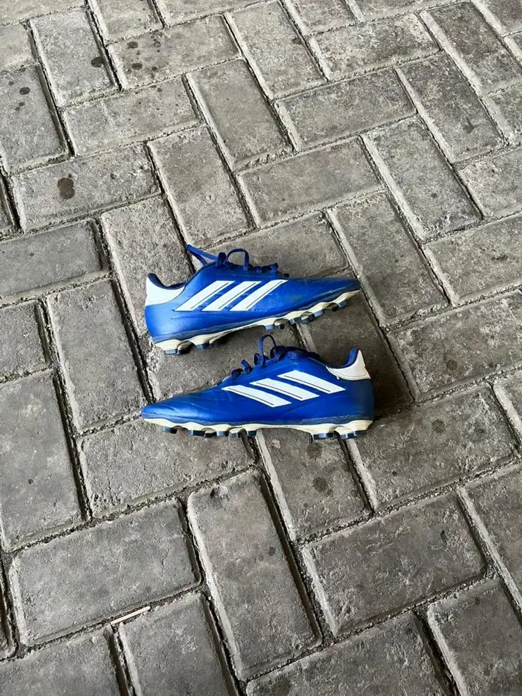 Sepatu Bola Adidas Copa Pure 2 Club