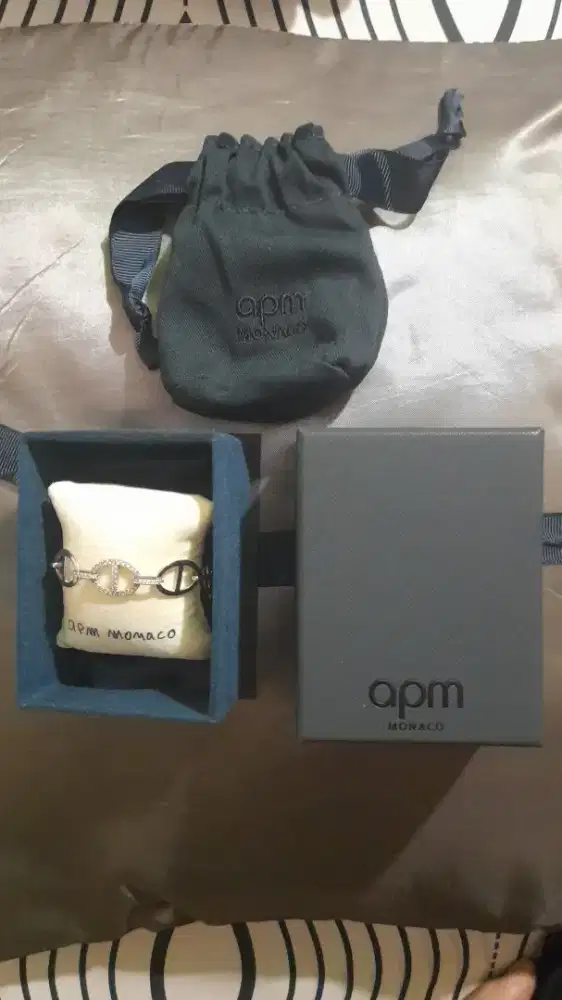 APM MONACO yatch club collection