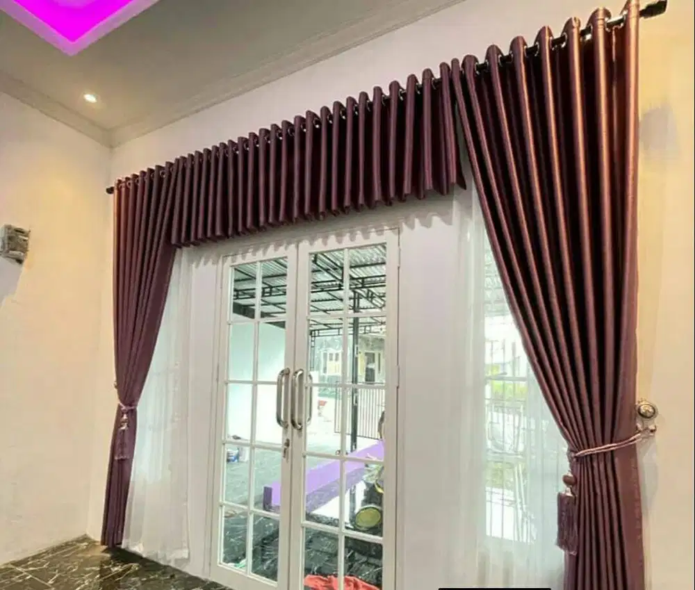 Jasa Pasang Gorden Custom Wallpaper Dinding 3D Gordyn Hordeng Korden