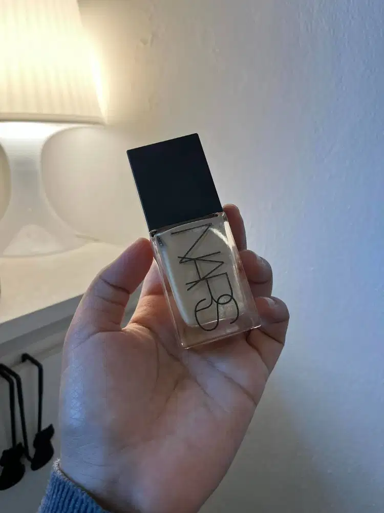 Nars Foundation shade Fiji