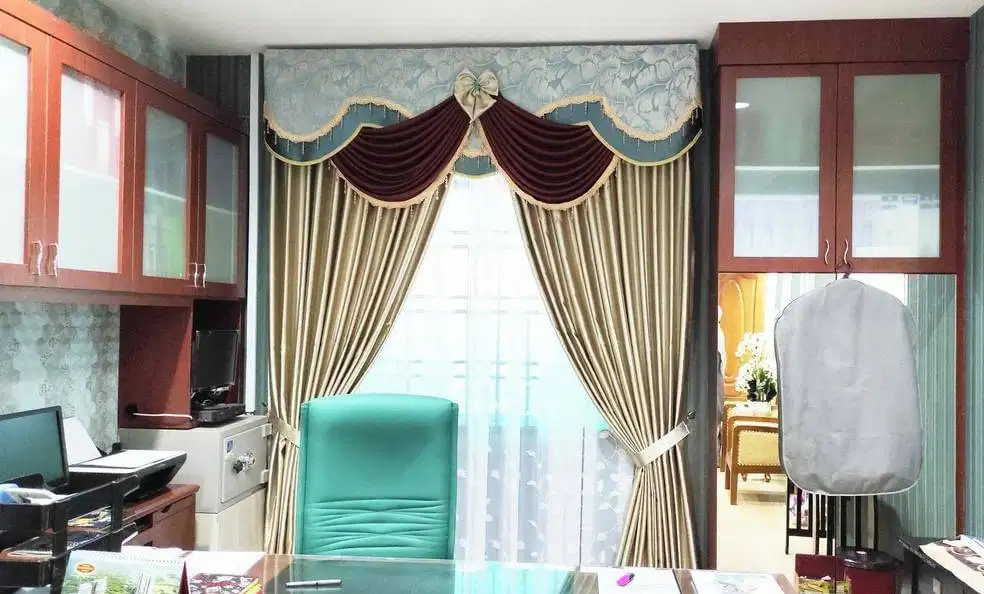 Menerima Pemasangan Gorden Wallpaper Dinding 3D Gordyn Hordeng Korden