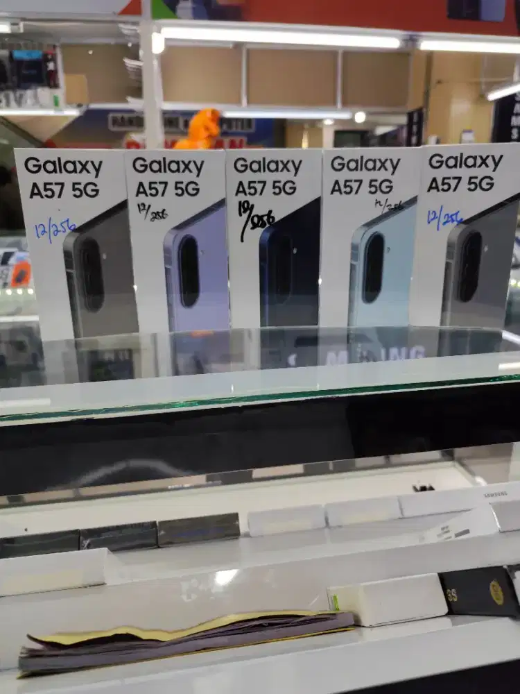 Samsung Galaxy A57 12/256 free accesoris