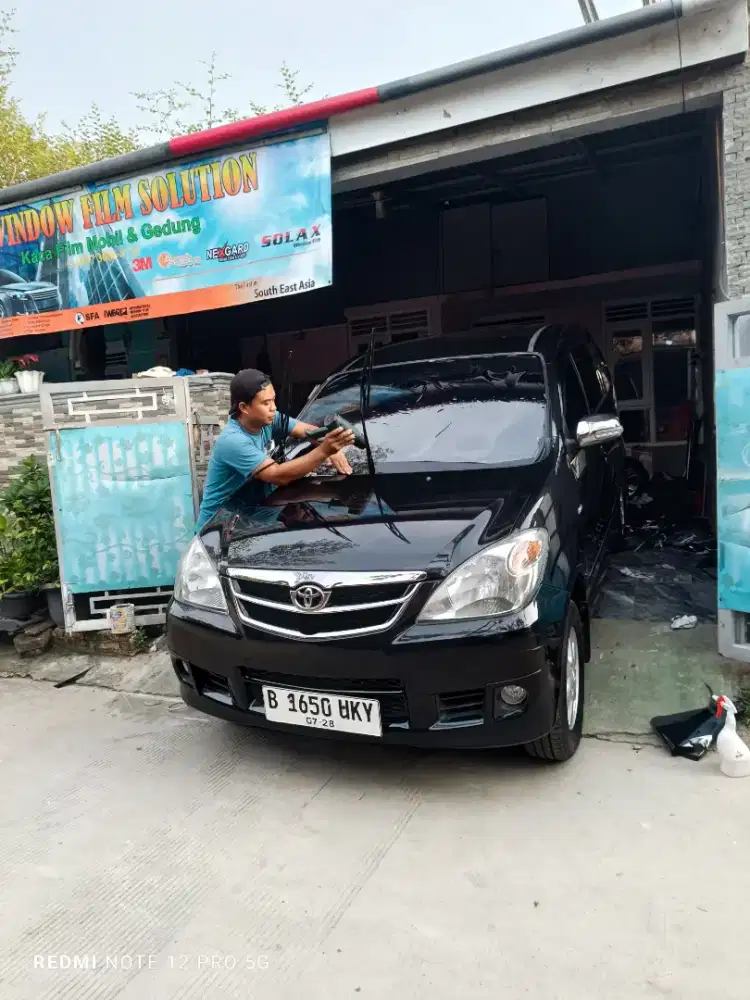 Kaca film mobil berkualitas harga murah bisa pasang ke rumah