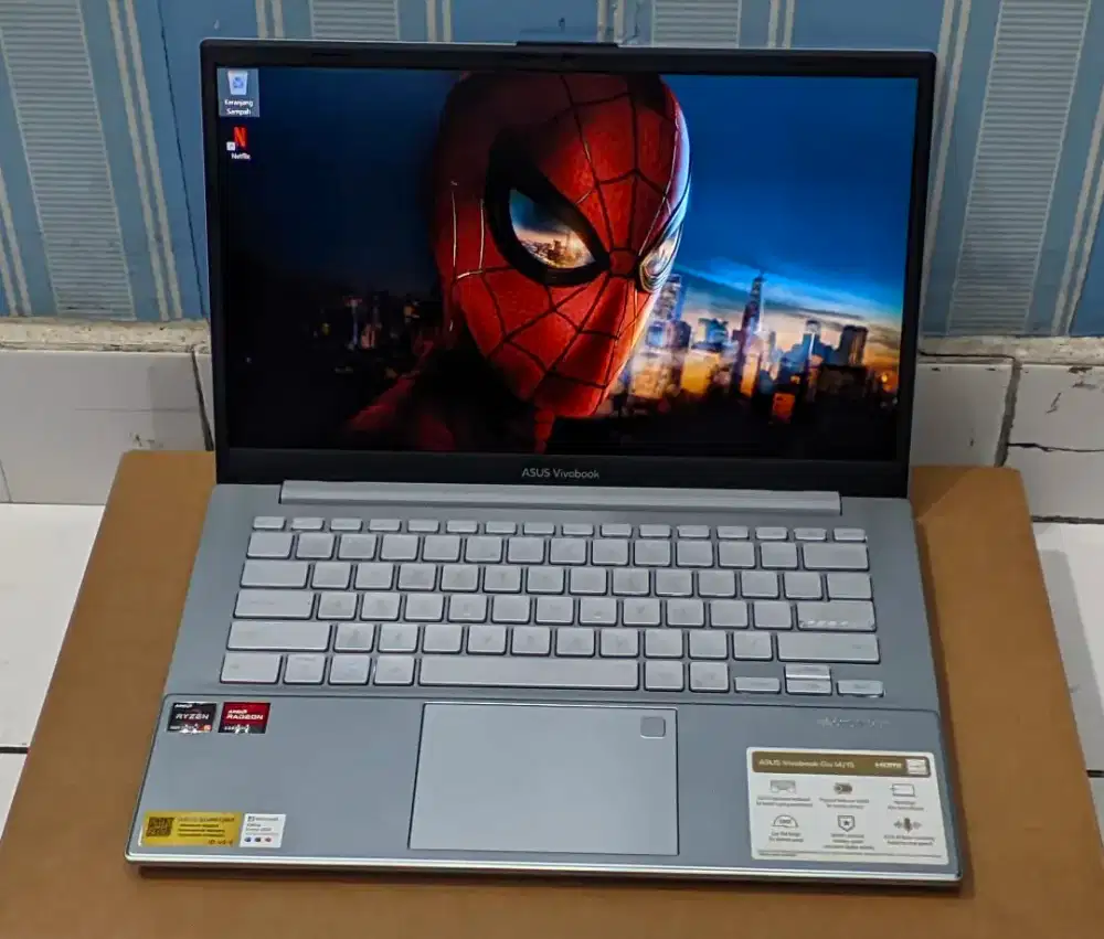 Laptop Asus Vivobook Go E1404FA Fullsett