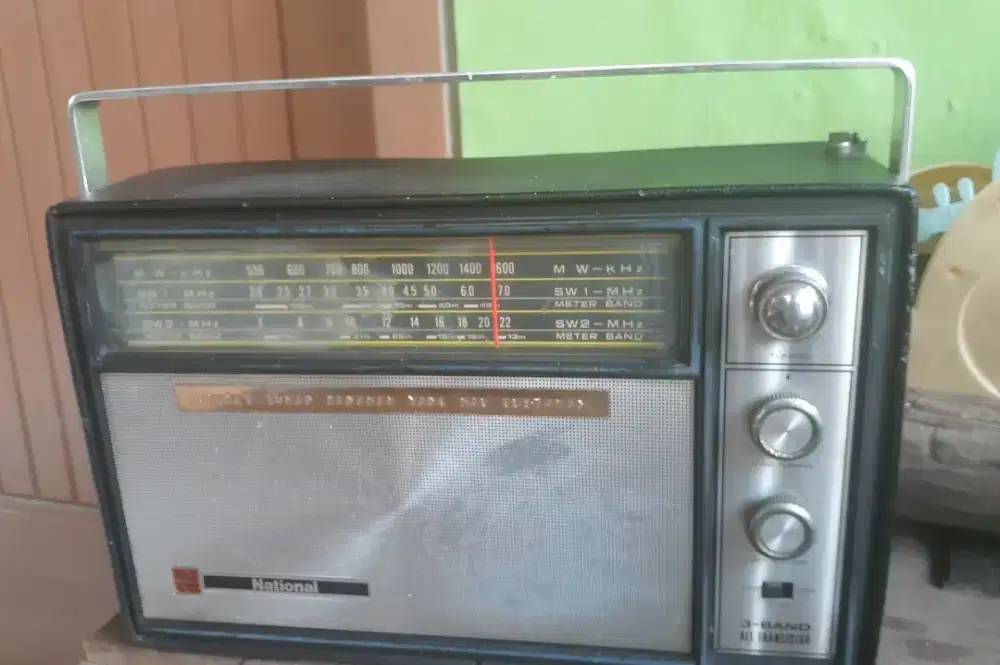 Radio transistor jadul