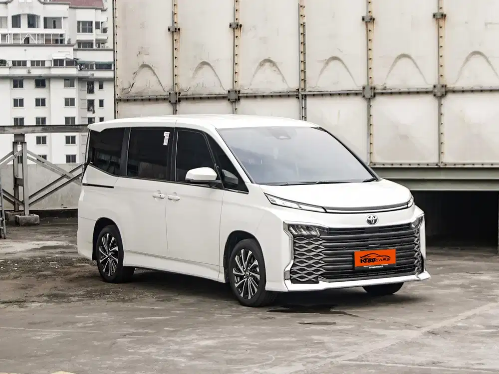 Toyota Voxy 2.0 Tss AT 2023