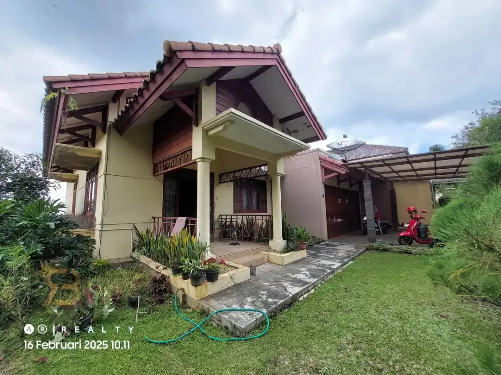 RUMAH MEWAH Di KAWASAN RESOR DAGO PAKAR BANDUNG Prestisius dan Asri